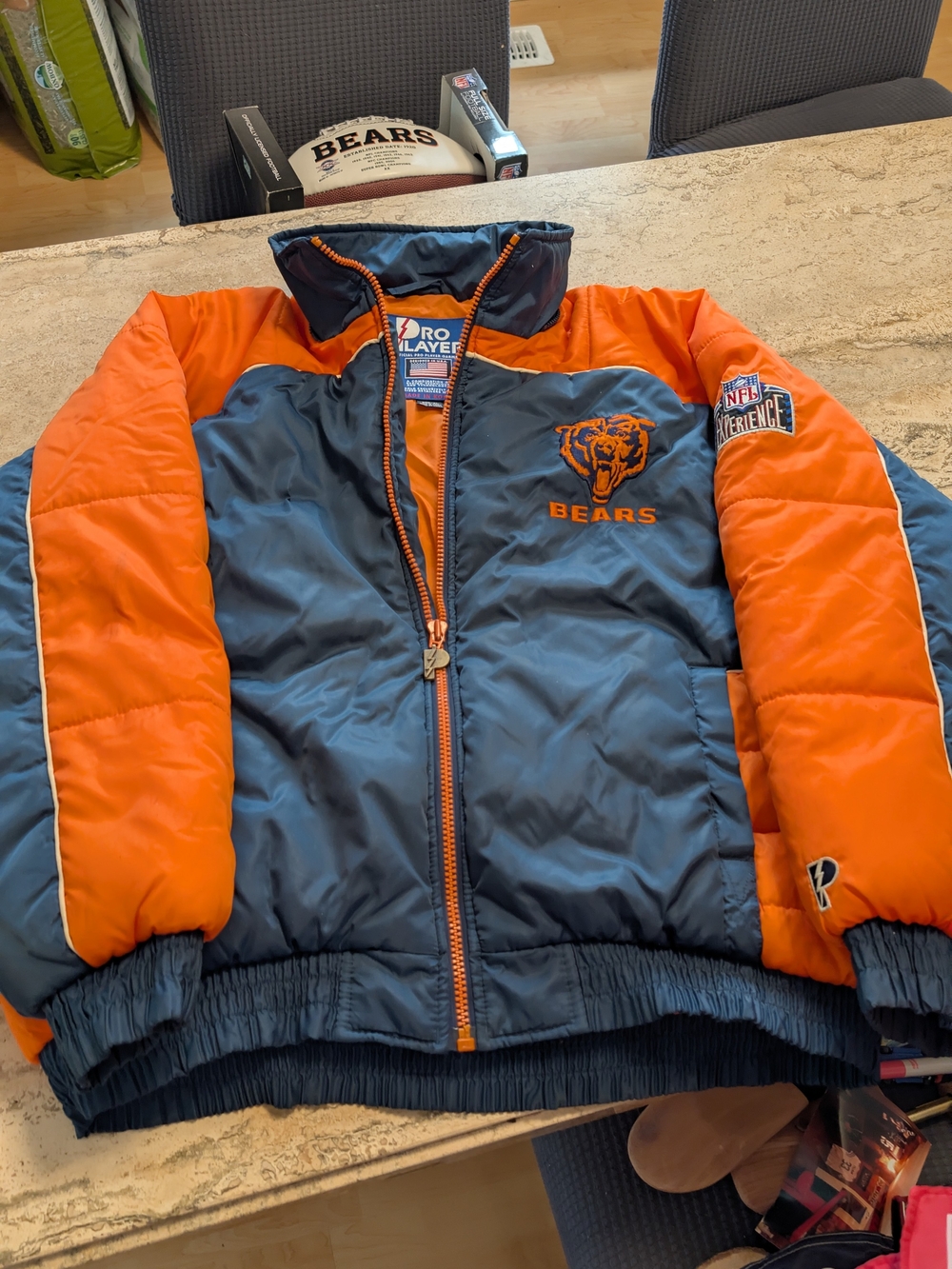 Pro Player Chicago Bears Vintage Puffer Jacket